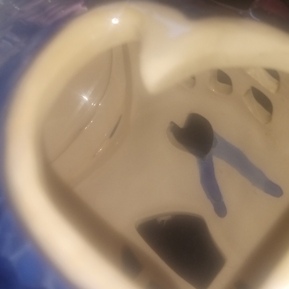 An Authentic Ceramic Art collectable from Clayworks by Heather Goldminc - Picture 10 of 10